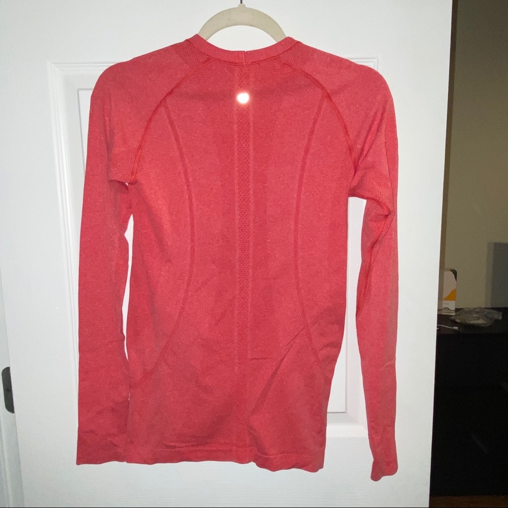 Lululemon Coral Swiftly Tech LS